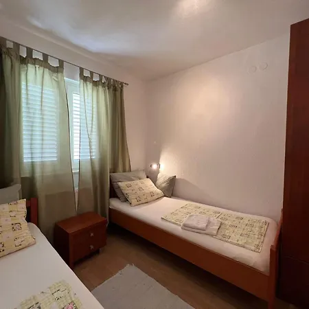 Apartment Ivica M. Rogoznica (Sibenik-Knin)