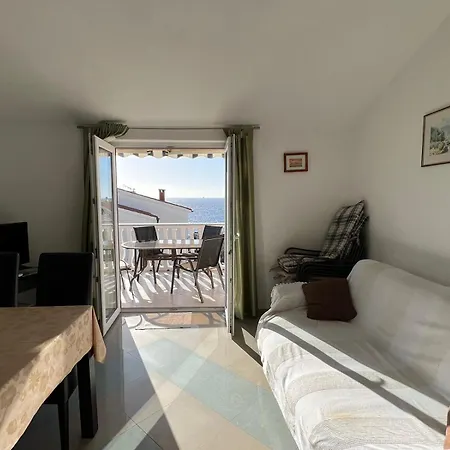 Ivica M. * Rogoznica (Sibenik-Knin)