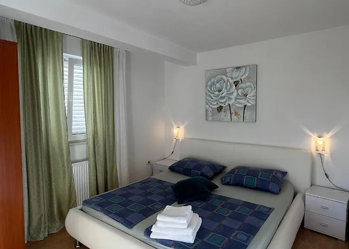 Ivica M. Apartman Rogoznica (Sibenik-Knin)